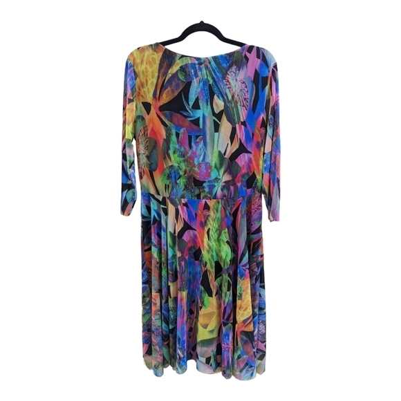 NEW Elana Kattan Multi color Abstract pattern crossover bust dress, size XL USA - Picture 2 of 5